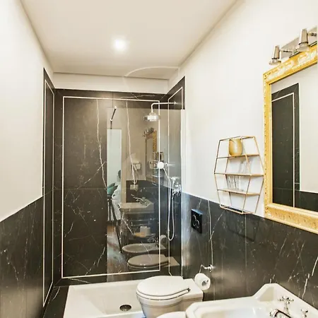 St. Hotel 2*