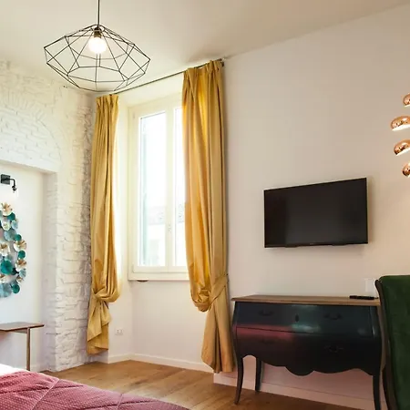 Hotel St. 2*