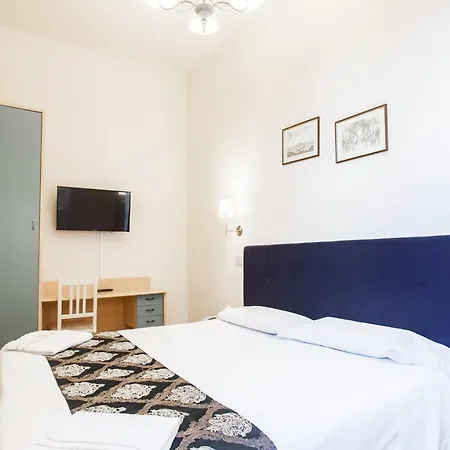 St. Hotel 2*