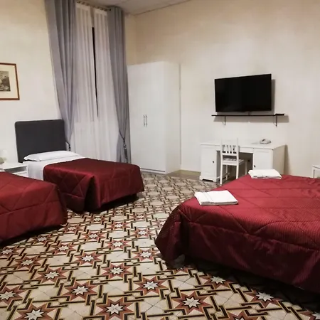 St. Hotell 2*
