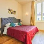 St. Hotel 2*